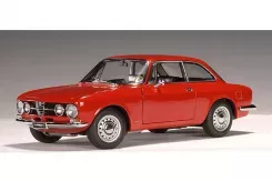 AUTOart Alfa Romeo 1750 GTV 1967 Red LHD 1:18 70102