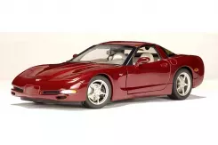 AUTOart Chevrolet Corvette C5 Coupe 50th Anniversary 2003 Red 1:18 71156