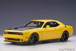 AUTOart Dodge Challenger SRT Hellcat Widebody 2018 Yellow Jacket 1:18 71737