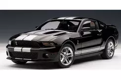 AUTOart Ford Mustang 5 GT500 2010 Black with Silver Stripes 1:18 72918