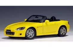AUTOart Honda S2000 RHD Japanese Version Yellow 1:18 73209