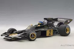 AUTOart Lotus 72E 1973 Ronnie Peterson 2 with Driver Figurine 1:18 87330