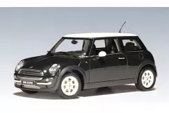 AUTOart MINI Cooper R50 2001 Racing Green 1:18 74823