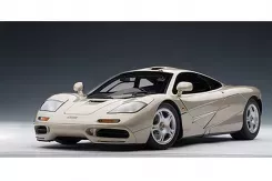 AUTOart McLaren F1 Platinum Silver 1:18 76003