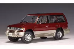 AUTOart Mitsubishi Pajero LWB V20 1998 RHD Metallic Red 1:18 77102