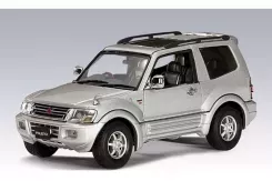 AUTOart Mitsubishi Pajero SWB V20 1999 Silver 1:43 57113