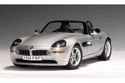 Autoart BMW Z8 e52 silver The World Is Not Enough 1:18 70511