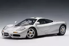 Autoart McLaren F1 Short Tail Road Car 1994 Magnesium Silver 1:18 76001