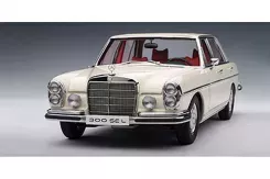 Autoart Mercedes-Benz 300 SEL 6.3 W109 1970 White 1:18 76141