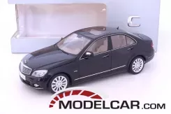 Autoart Mercedes-Benz C-Class Elegance dealer edition W204 black 1:18 B66962365