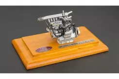 CMC Mercedes-Benz 300 SLR Engine with showcase 1:18 M-120