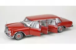 CMC Mercedes-Benz 600 Pullman Red Baron W100 1:18 M-216