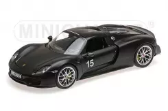 Minichamps Porsche 918 Spyder 2013 with Weissach Package matt black 1:18 110062444