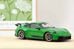 Norev Porsche 911 GT3 2021 Green Online exclusive 1:18 187301