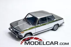 Kyosho BMW 2002 tii chrome dealer edition 1:18 80430146651